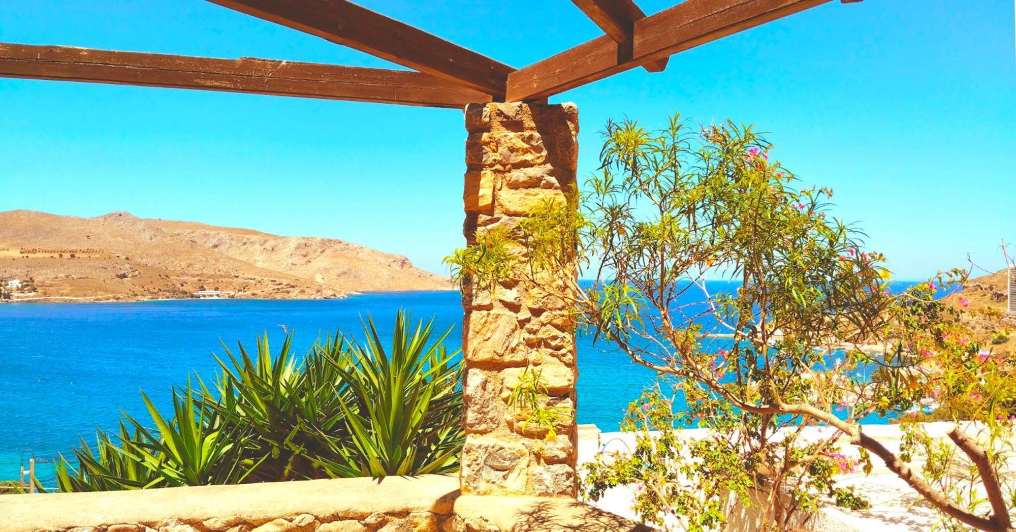 Villa Elegeo Rockhouse Agia Marina  Exterior foto