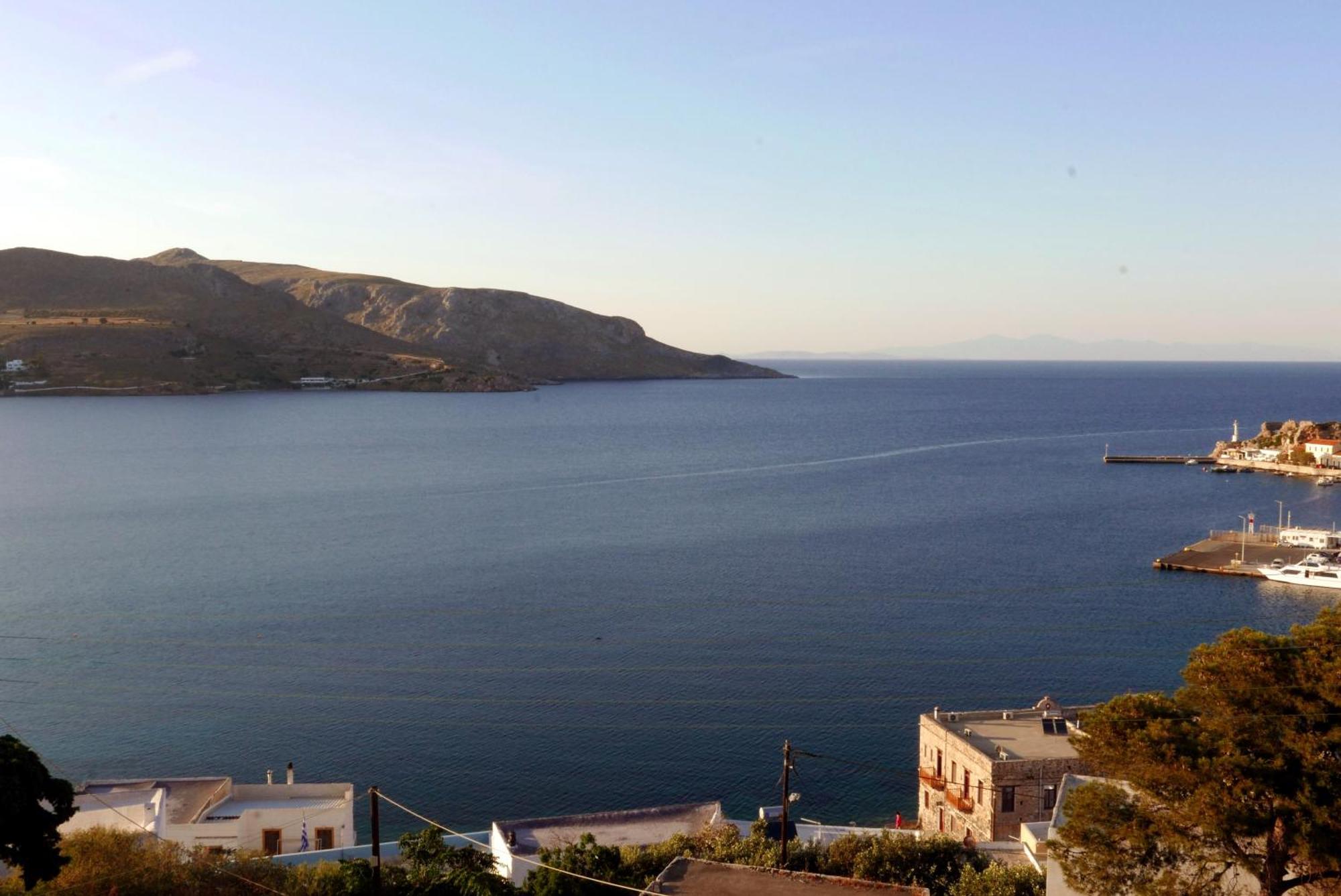 Villa Elegeo Rockhouse Agia Marina  Exterior foto