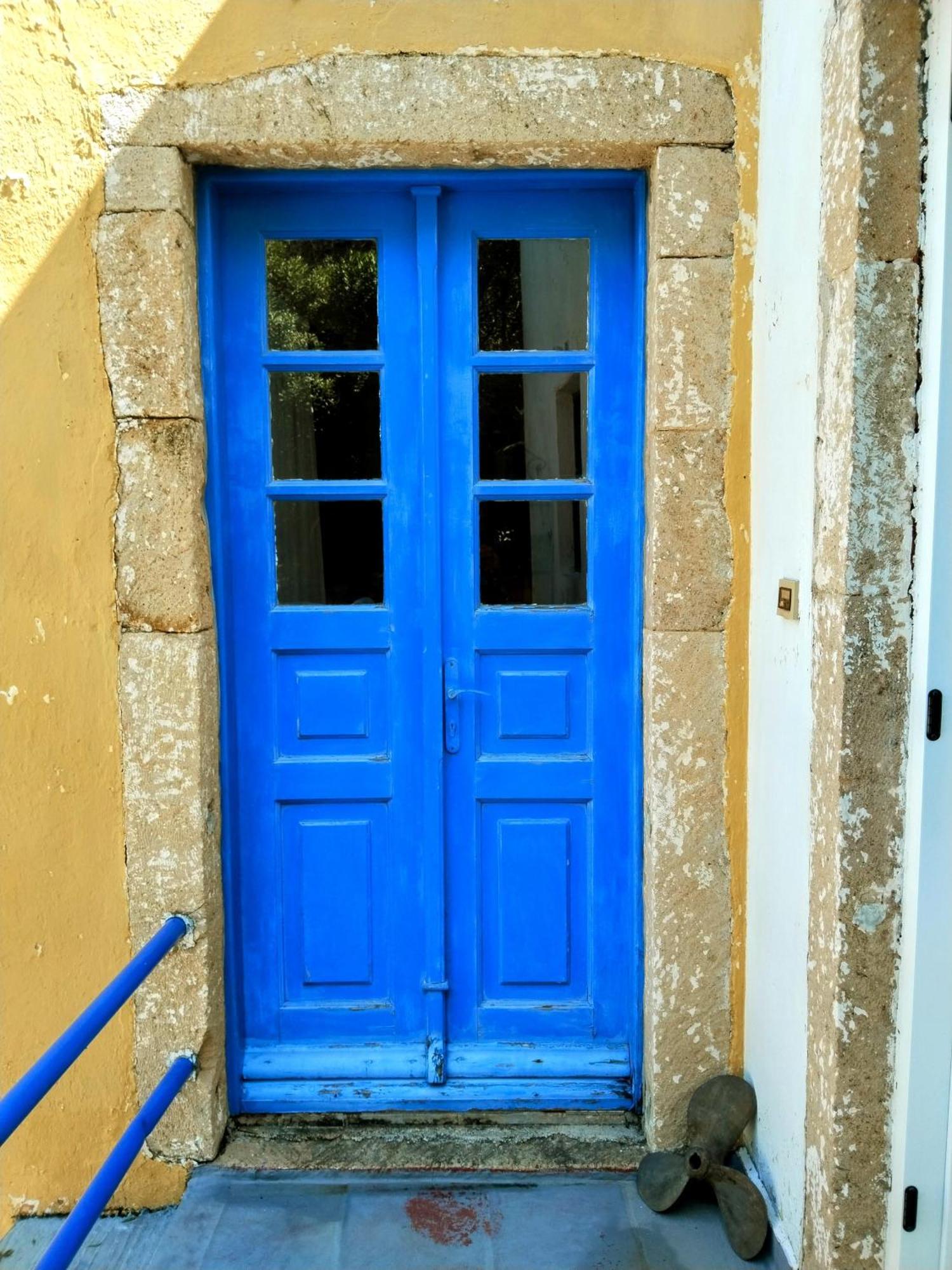 Villa Elegeo Rockhouse Agia Marina  Exterior foto