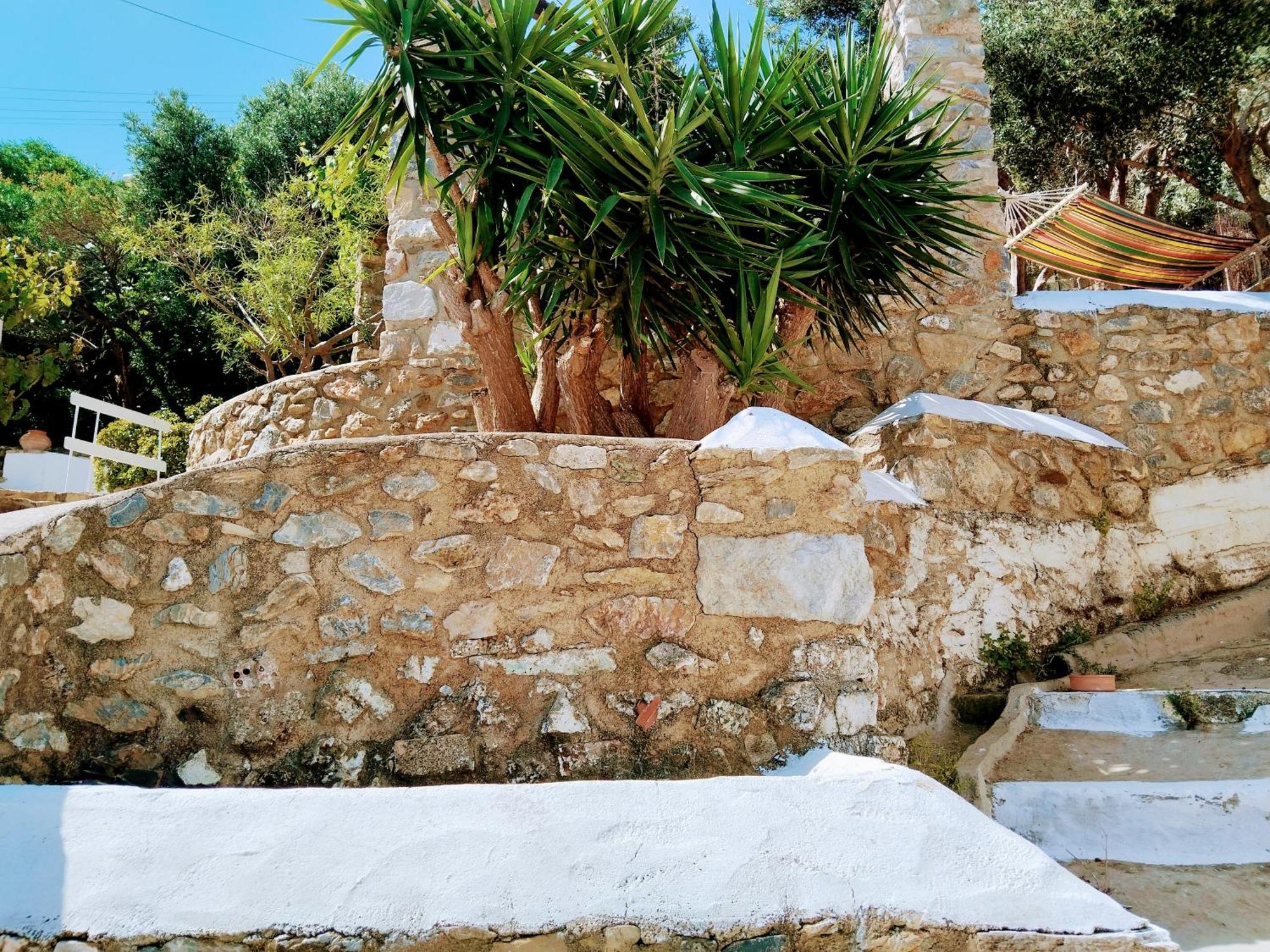 Villa Elegeo Rockhouse Agia Marina  Exterior foto